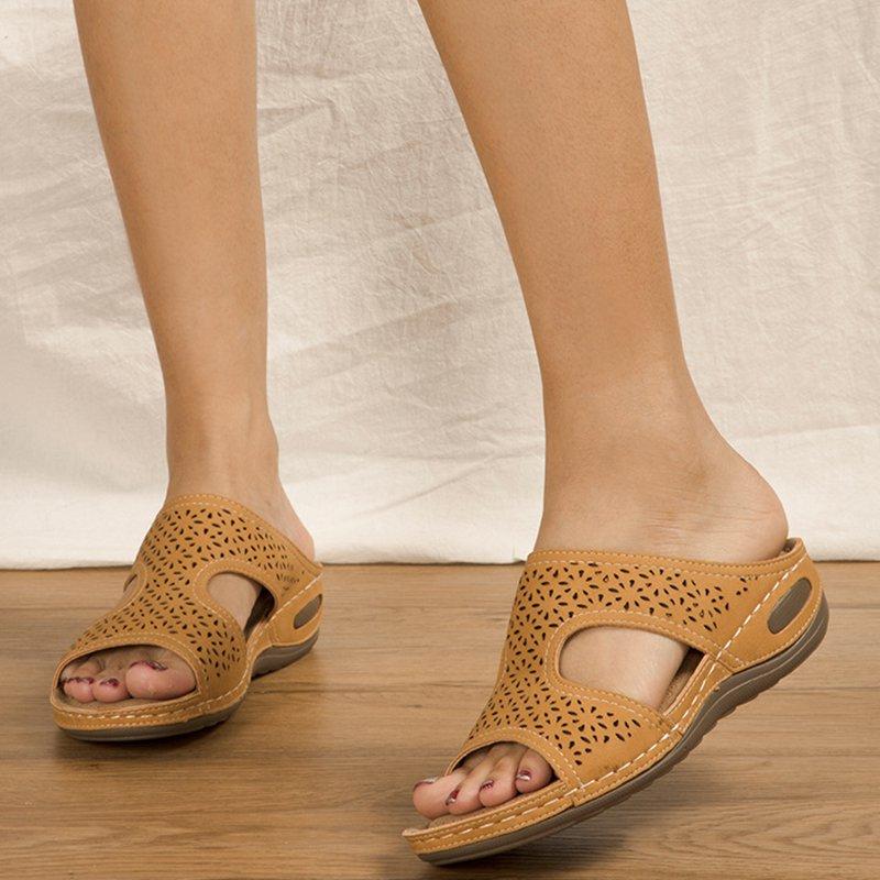 Women Summer Slip-On Platform Footbed Sandals